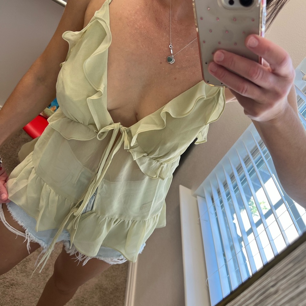 FARM Rio Light top Ruffle Camisole - Picture 6 of 8